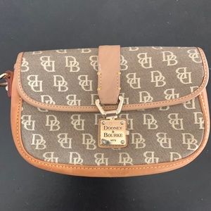 Dooney & Bourke DB signature logo wristlet